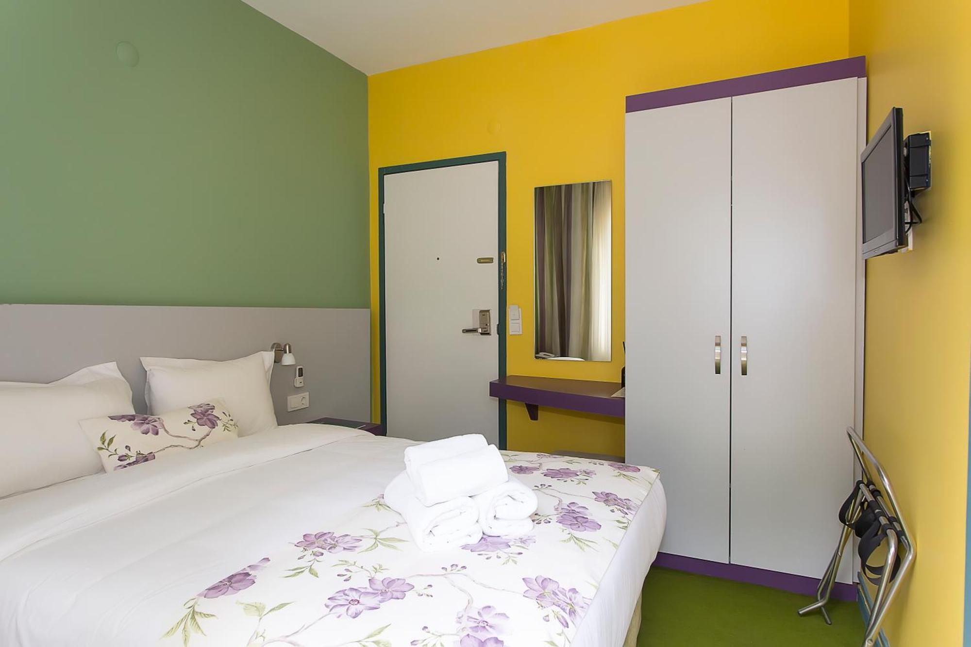 Mini Harem Hotel Istanbul Bagian luar foto