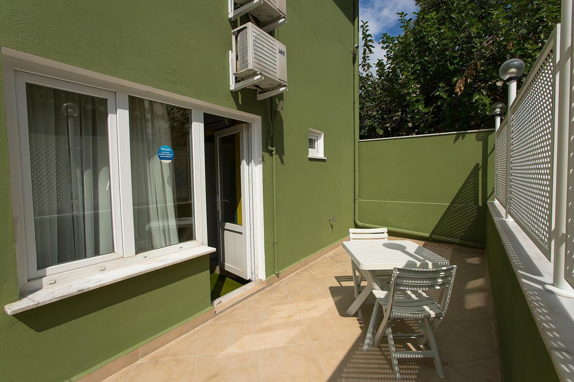 Mini Harem Hotel Istanbul Bagian luar foto