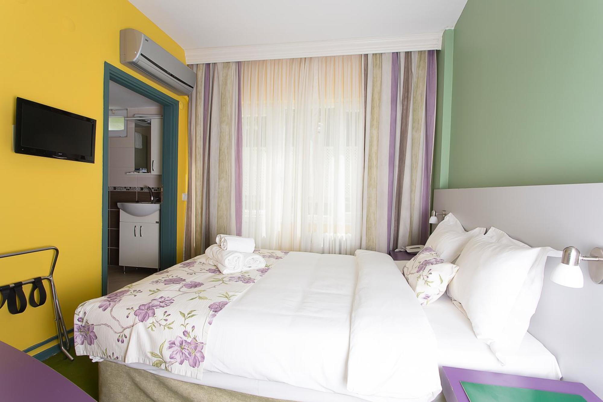 Mini Harem Hotel Istanbul Bagian luar foto