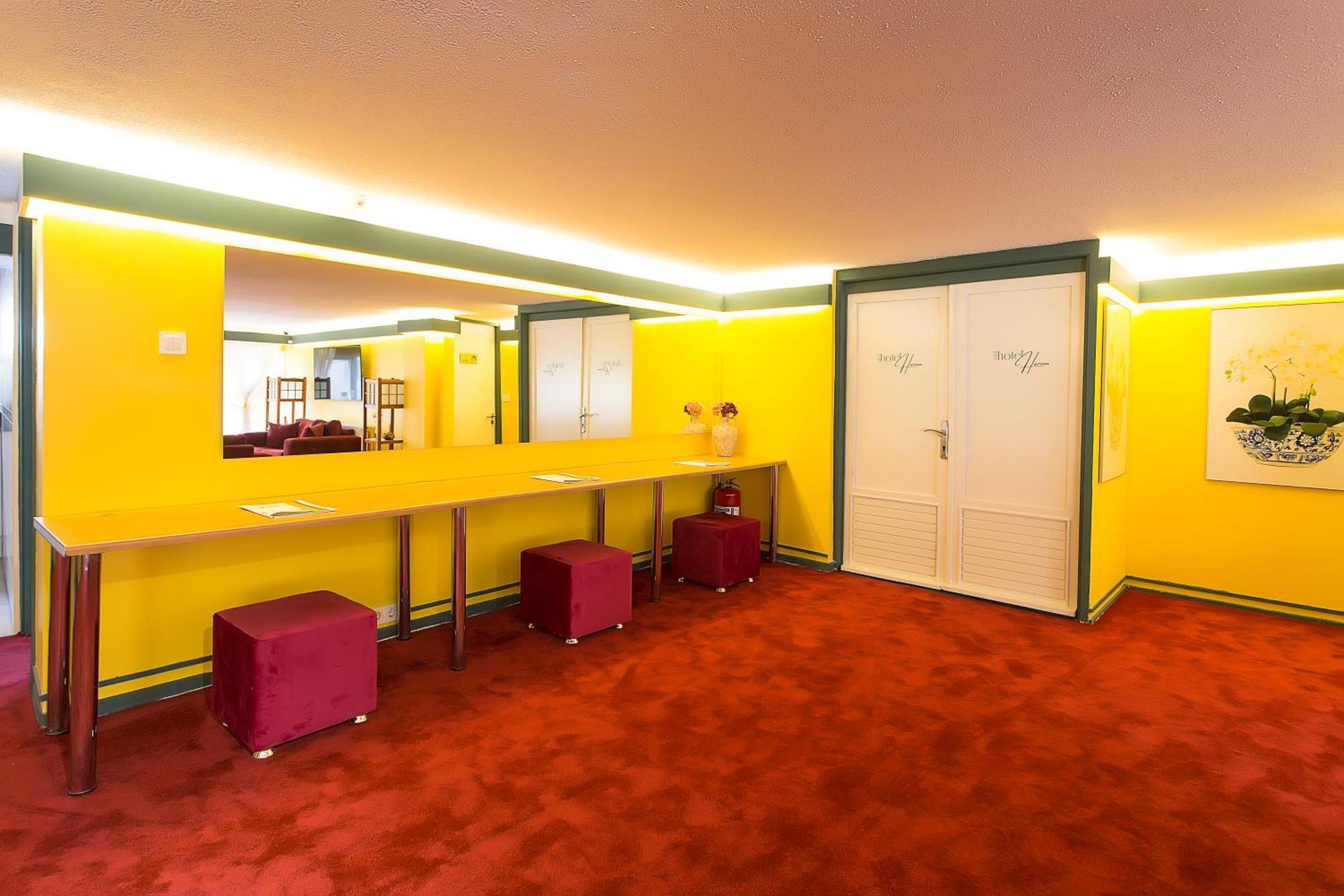 Mini Harem Hotel Istanbul Bagian luar foto